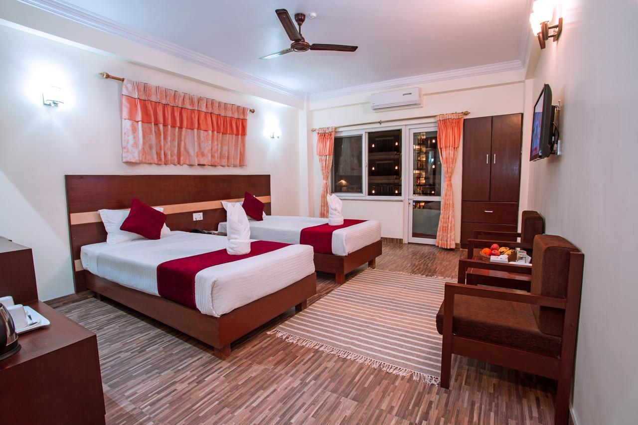 Hotel Spring Pokhara Exterior foto
